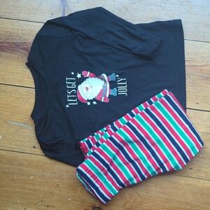 EUC Santa Pajamas 4T